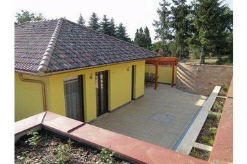 Hungary Privát Sárvár, Exterior